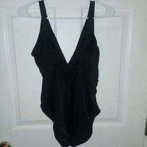 VGT Miraclesuit Size 16